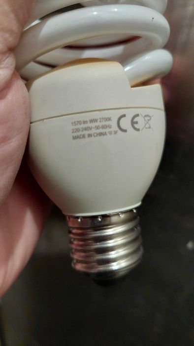 Lampy industrialne-wiszące