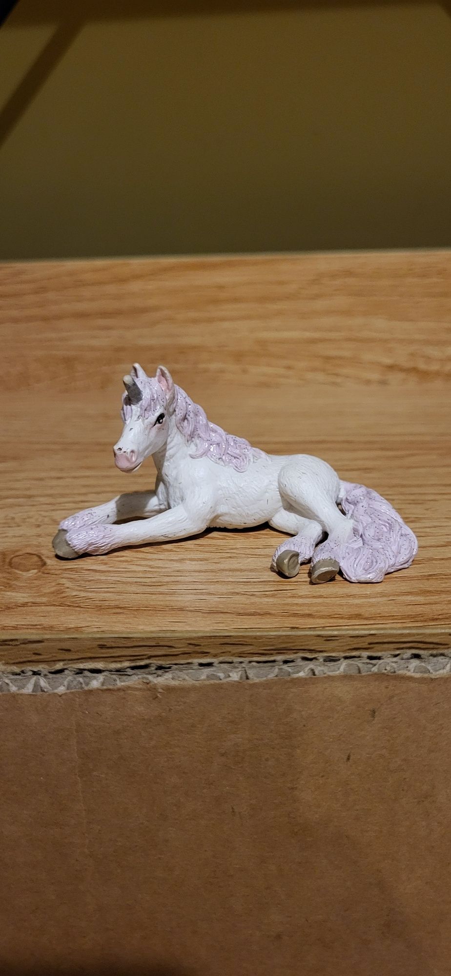 Schleich bayala leżący jednorożec figurka edycja limitowana z 2009
