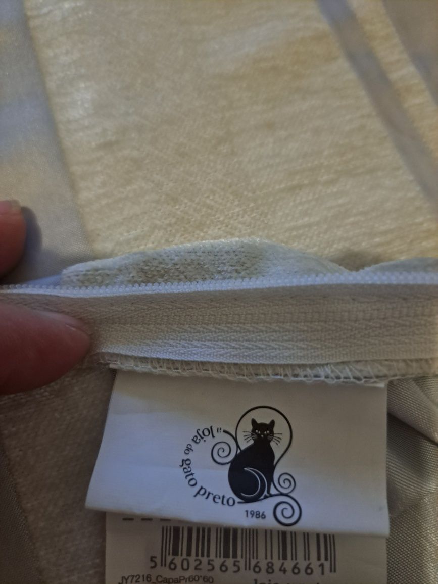 3 Capas de Almofadas da Loja Gato Preto