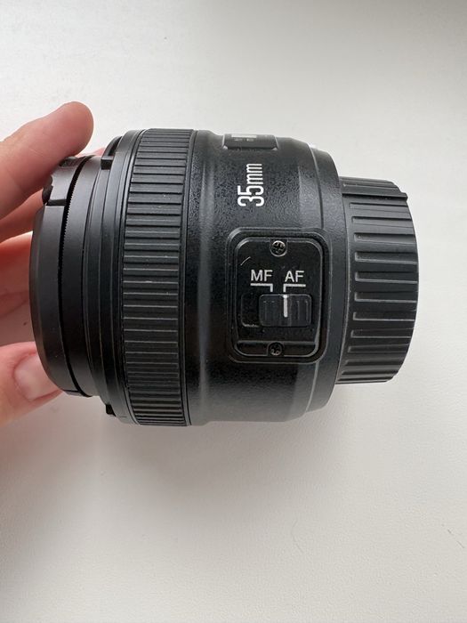 Обʼєктив для Nikon Yongnuo 35mm 1:2