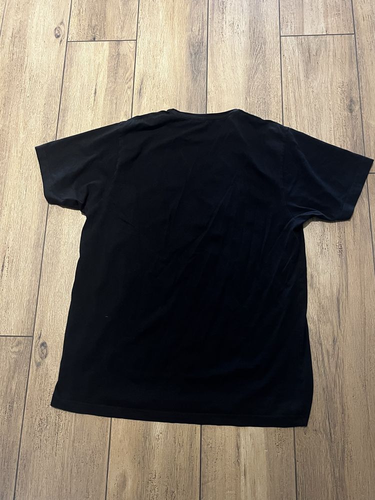 Koszulka T-shirt z krótkim rękawem czarny z nadrukiem