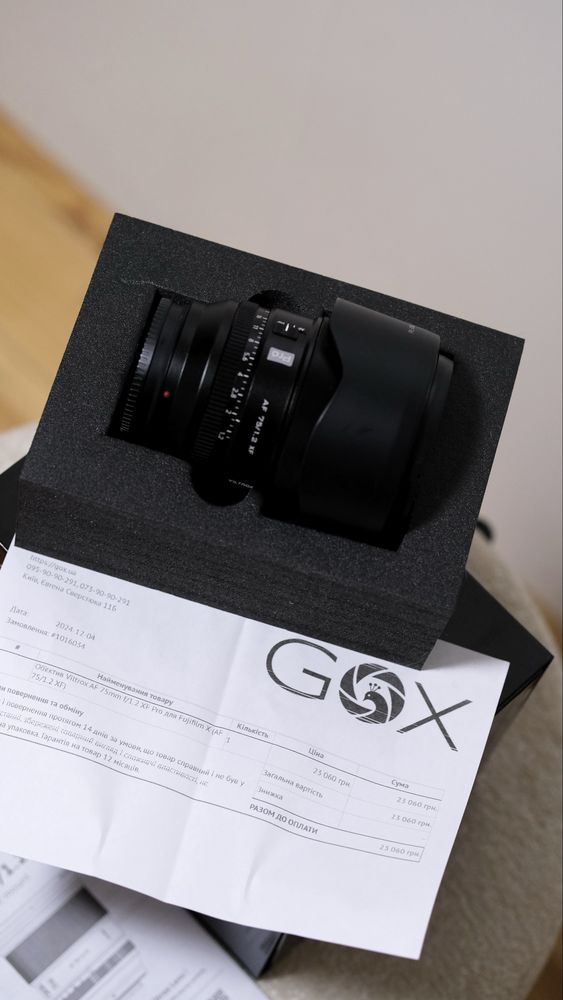 Обʼєктив Viltrox 75 mm f1.2 Pro для Fujifilm
