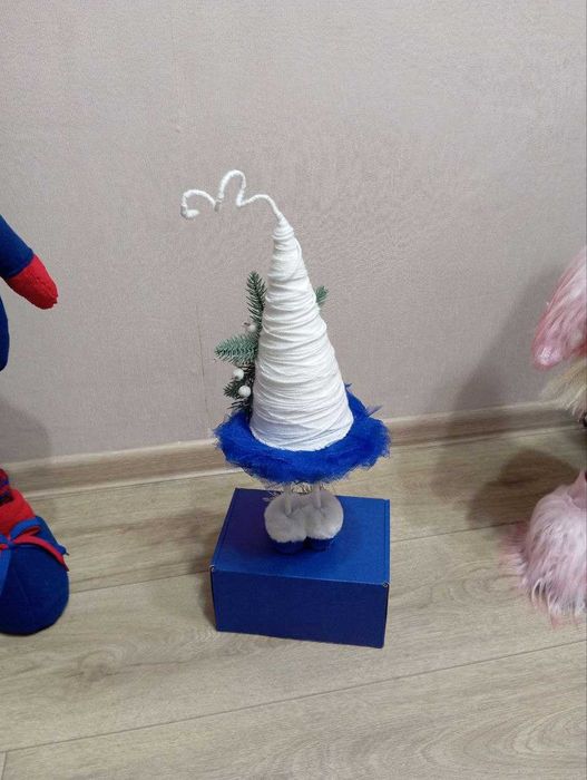 Ялинка топотуха.