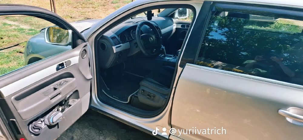 Для Військових Таурег 3.0 дизель