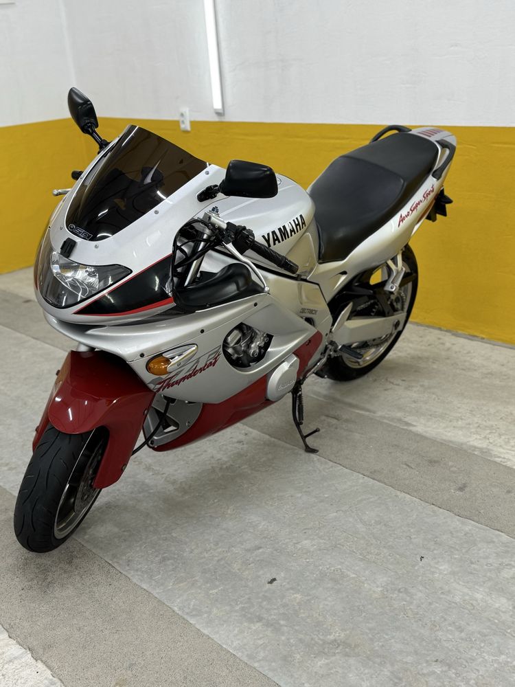 Yamaha Yzf 600r