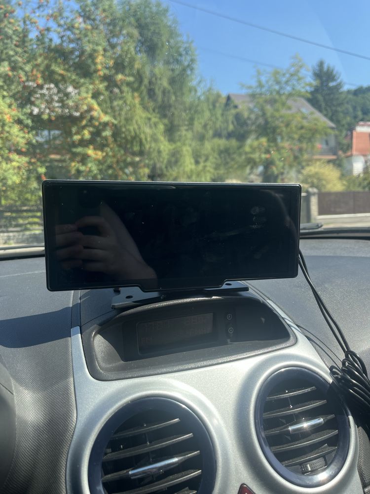 Srnubi 10.26″ CarPlay / Android Auto + kamera 4K (bez tylnej kamery)
