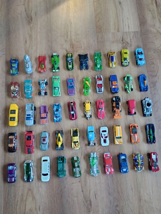 Auto Hot Wheels 50 sztuk