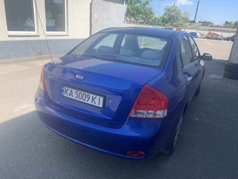 Kia Cerato 1.6 газ бензин 2008 год