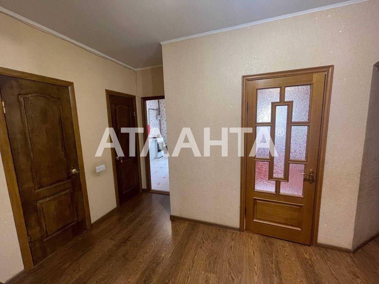 3комнатная квартира в жилом состоянии 4/10 рядом с Таирова, Киевским р