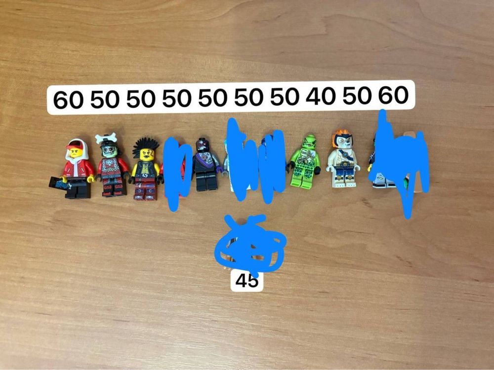 Lego minifigures.Лего минифигурки