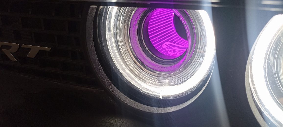 Комплект RGB LED Вставки в фари додж челенджер
