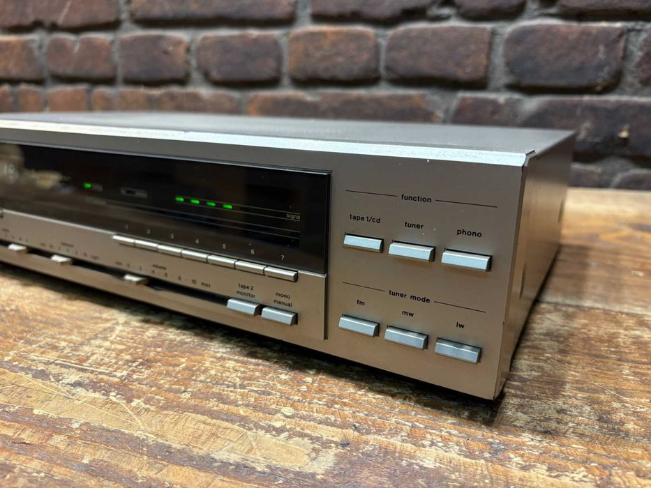Amplituner DUAL CR 1320