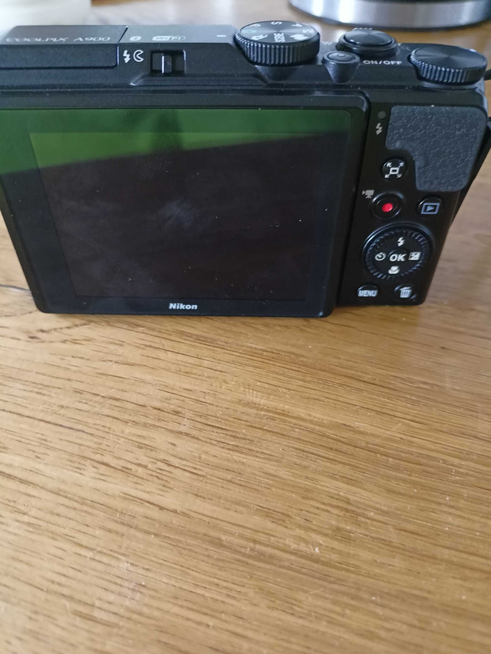 Nikon Coolpix A900 ( uszkodzony)