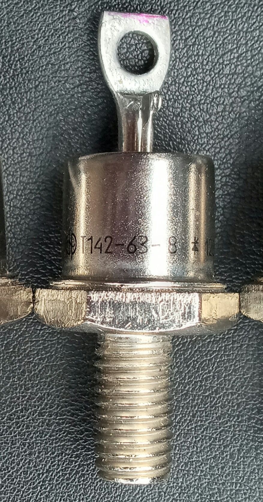 Тиристор Т142-63