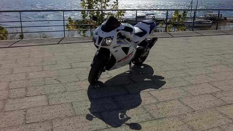 HONDA VTR 1000 SP 02