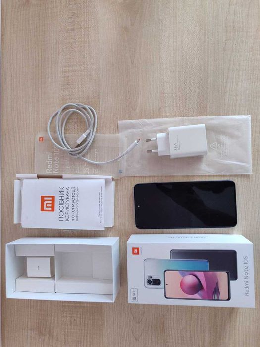Продам майже новий Xiaomi Redmi Note 10S 6 GB RAM 128GB ROM. 6/128GB