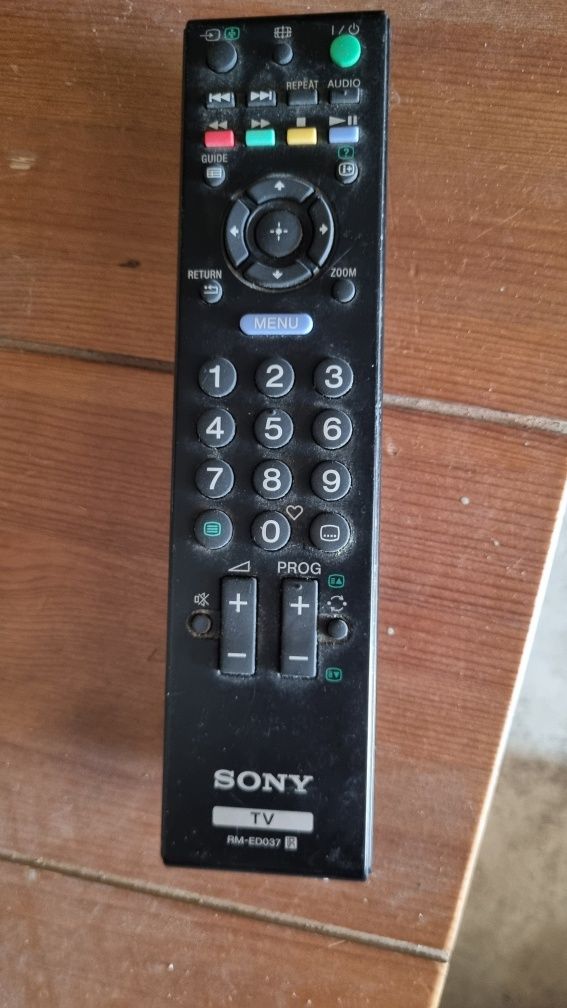 Pilot do telewizora sony
