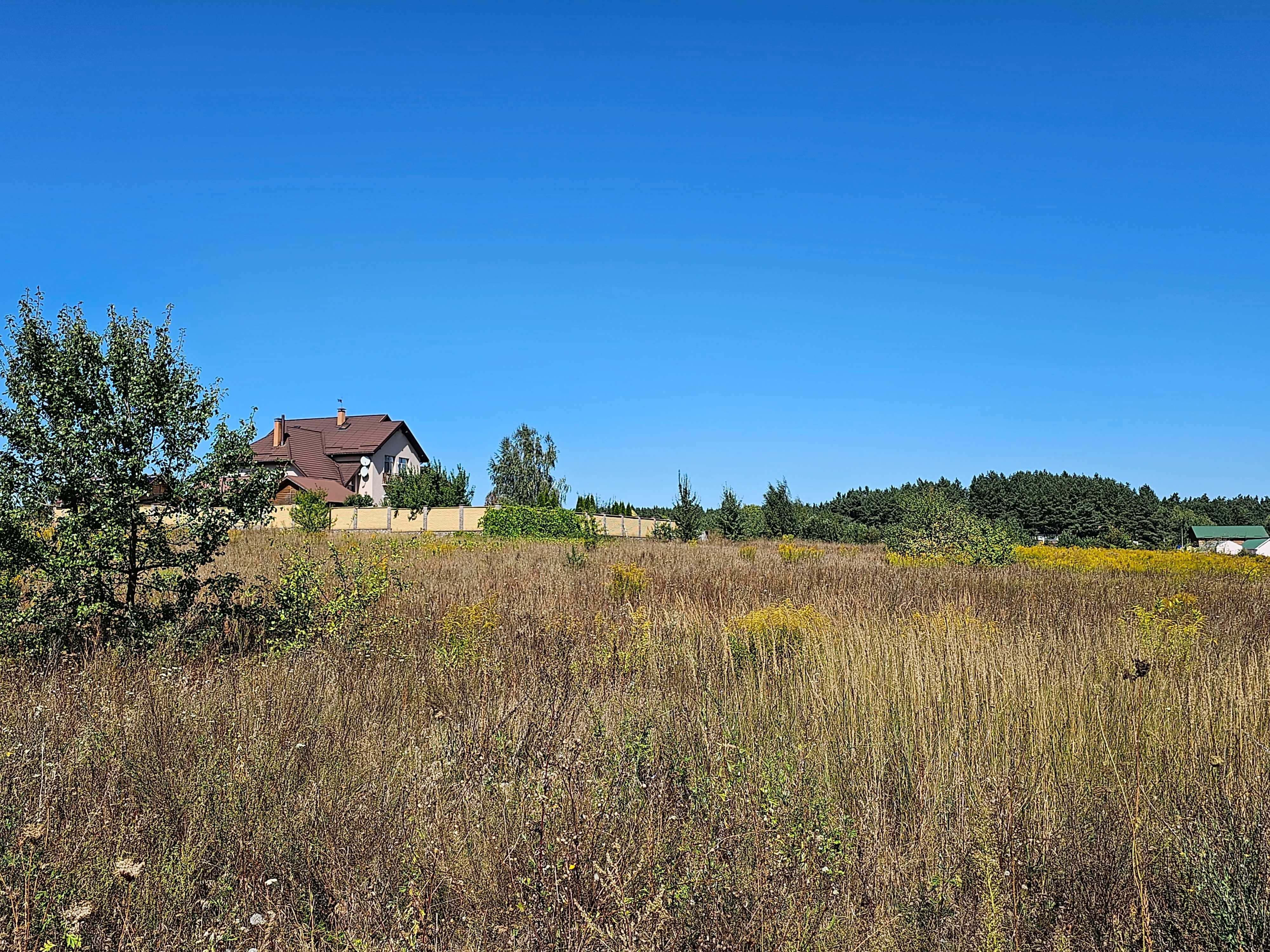 Продаю земельну ділянку  Українське село