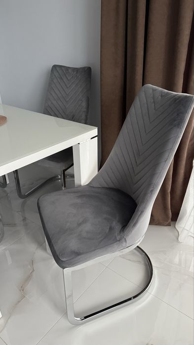 Обідній стілець, стілець на кухню