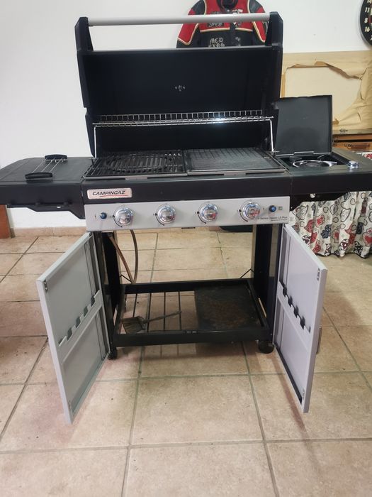 Churrasqueira Campingaz 4 Series Classic LS Plus