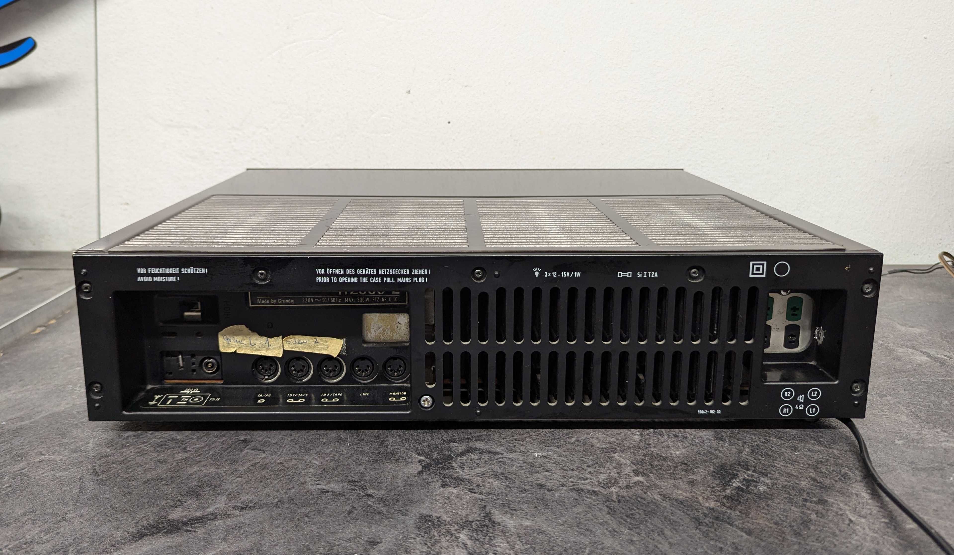 Ресивер Grundig R 2000-2.  2 х 50 Вт.