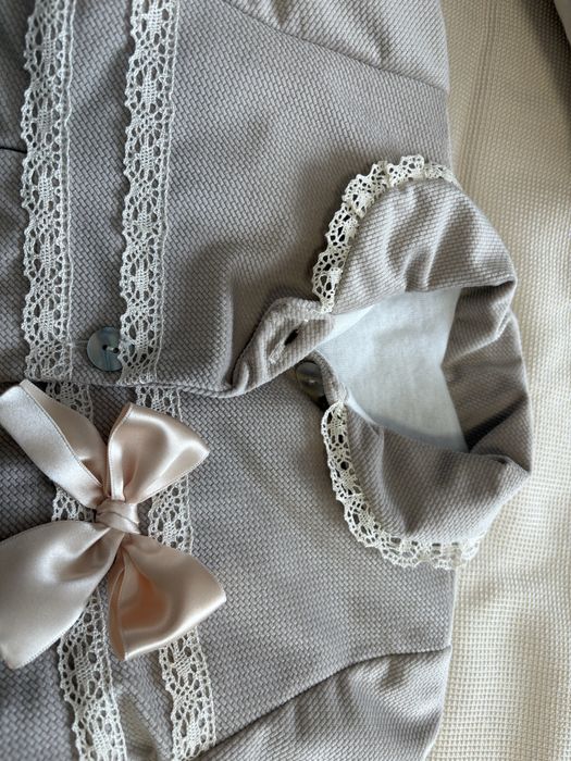 Conjunto de casacos meniba 6/9