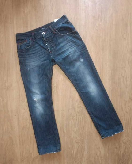 Armani Jeans spodnie ejasnwowe straight 3232 granatowe z przetarciami