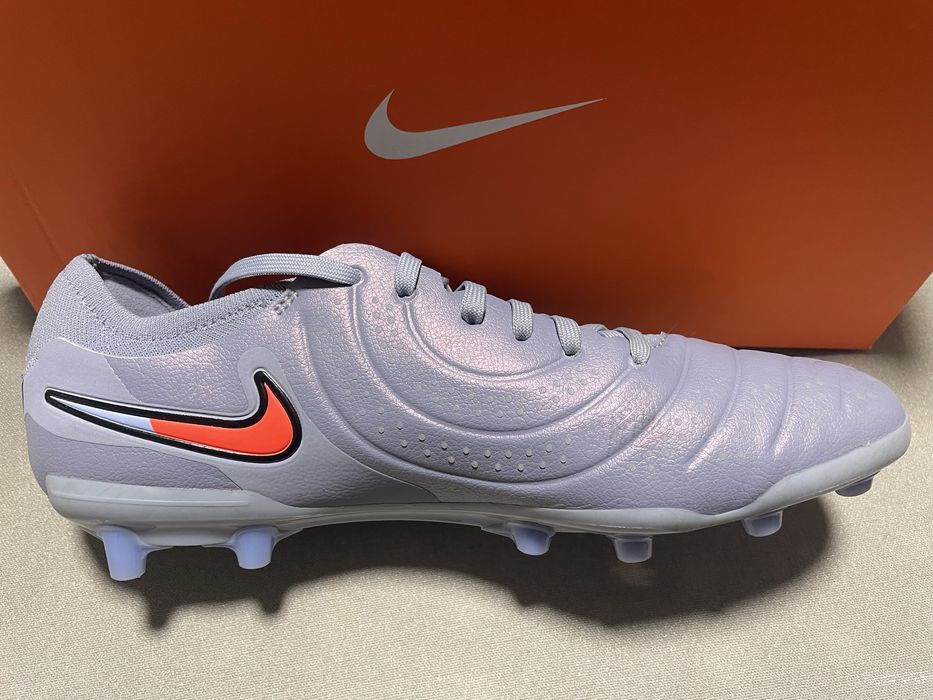 Chuteira Nike Tiempo Legend 10 Pro FG