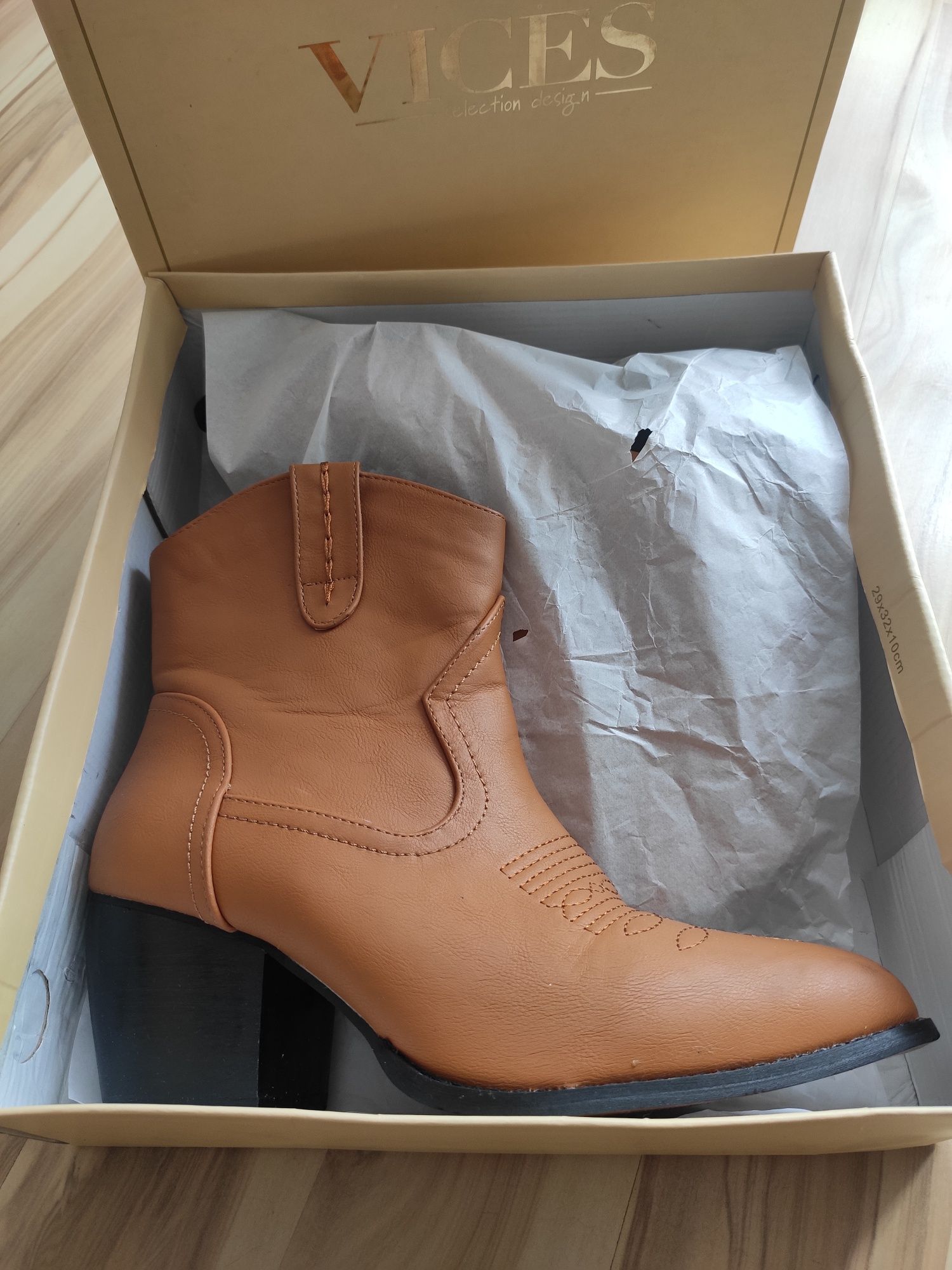 ## NOWE brązowe kamelowe kowbojki Vices kozaki botki roz. 40 ##