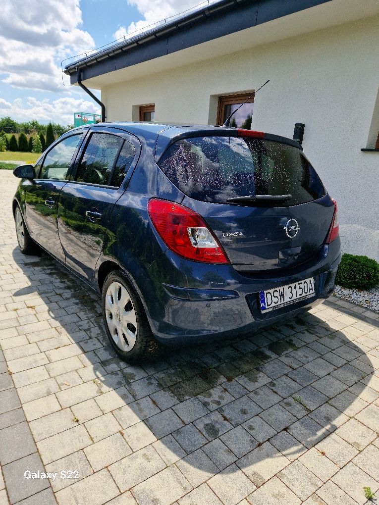 Opel Corsa 1.4 Bogata wersja 111 lat Opla