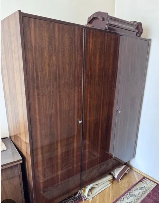 Szafa 3 drzwiowa wysoki połysk