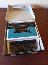 Maquina escrever Olivetti T