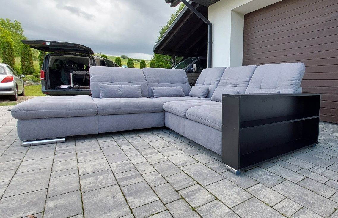 Duża sofa z funkcją spania