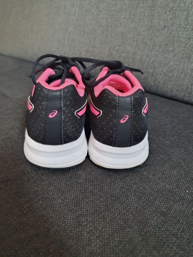 Buty damskie do biegania Asics czarne 38