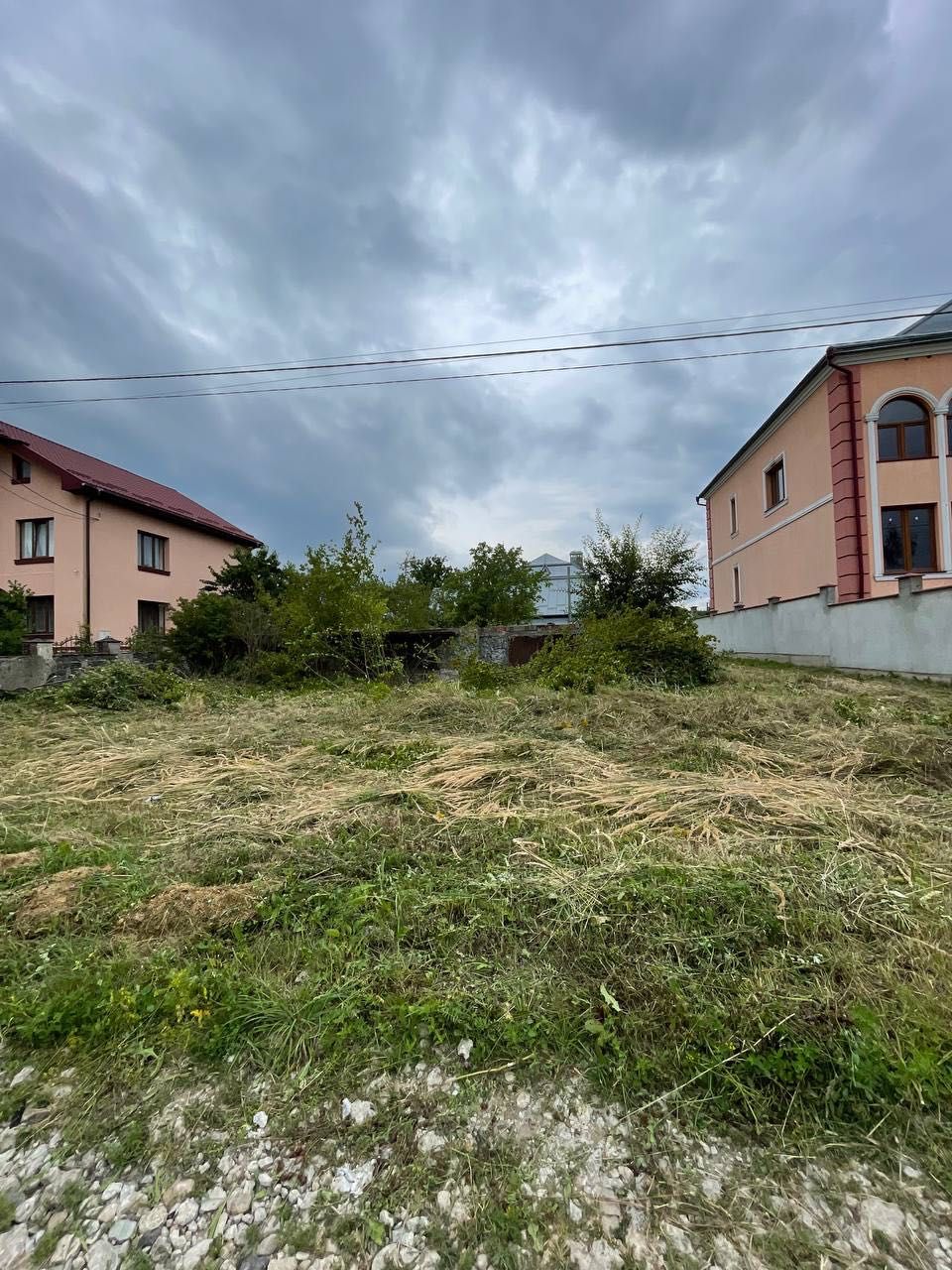 Продаж ділянки з планом будинку на обжитій вулиці,  Демянів Лаз