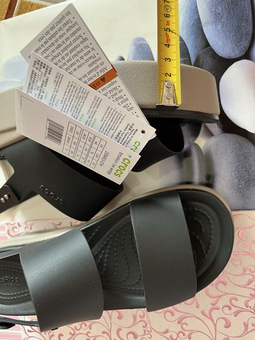 Сандалі босоніжки crocs нові 38 р