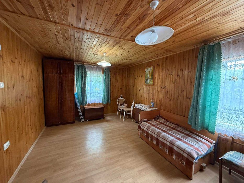 Продаж дачного будинку