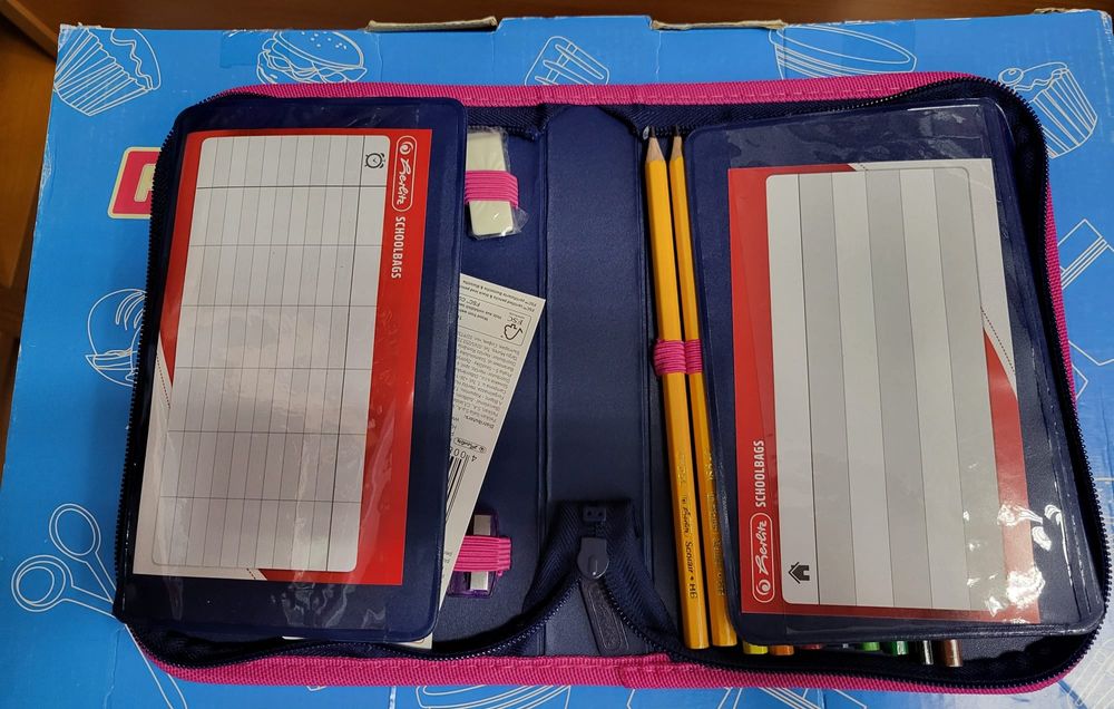 Piórnik HERLITZ  31 części Crown