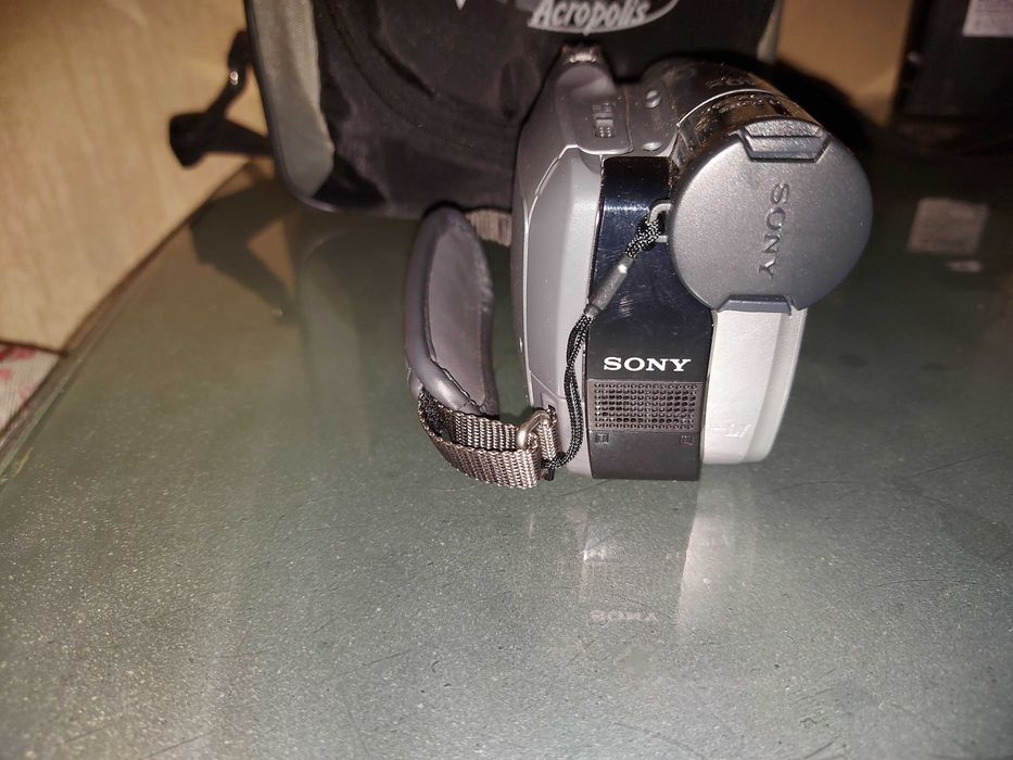 Видеокамера Sony DCR-HC23E