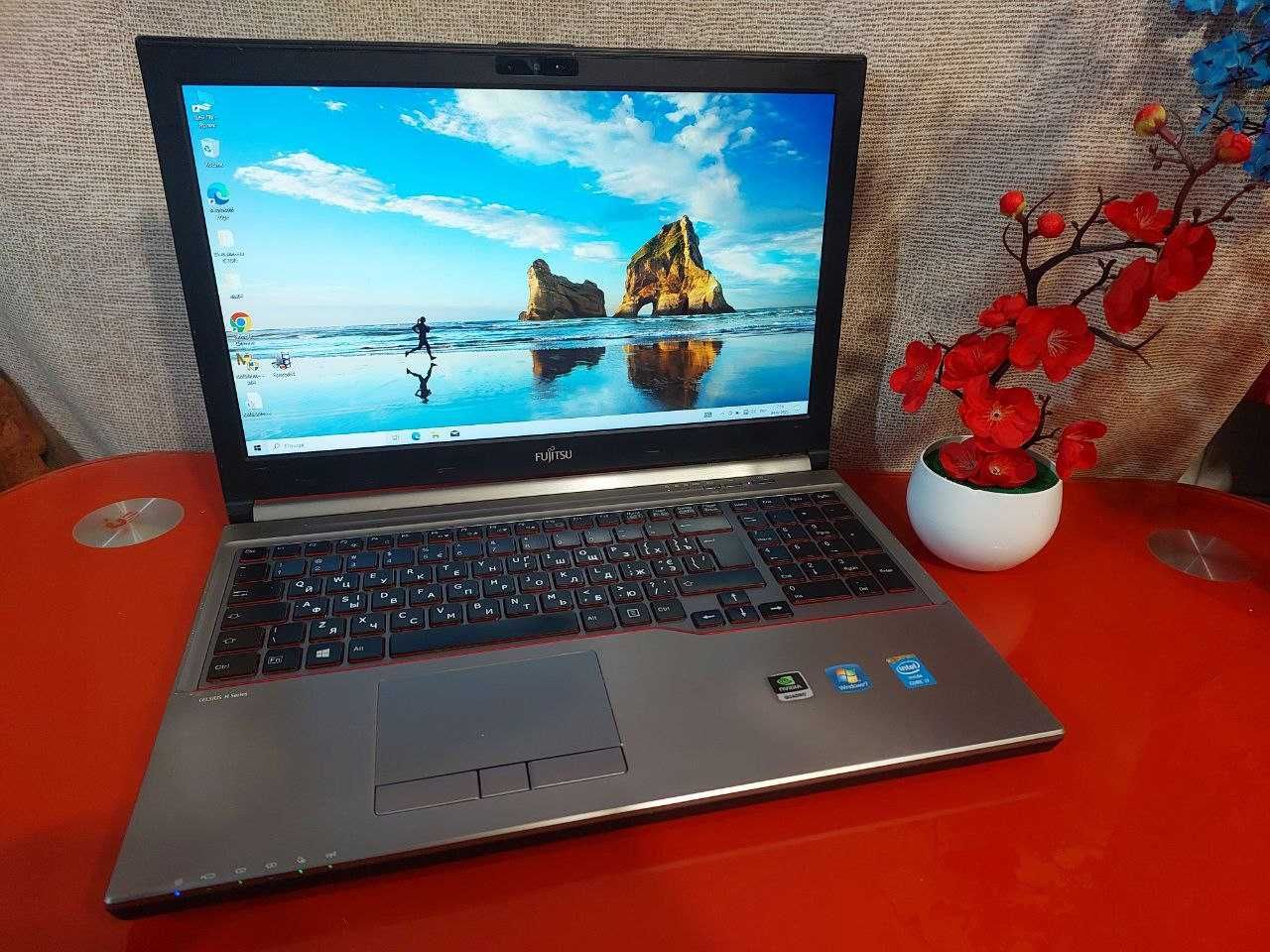 Ноутбук Fujitsu  FHD/IPS i5 6300u/16 Gb DDR4/SSD 256 Gb