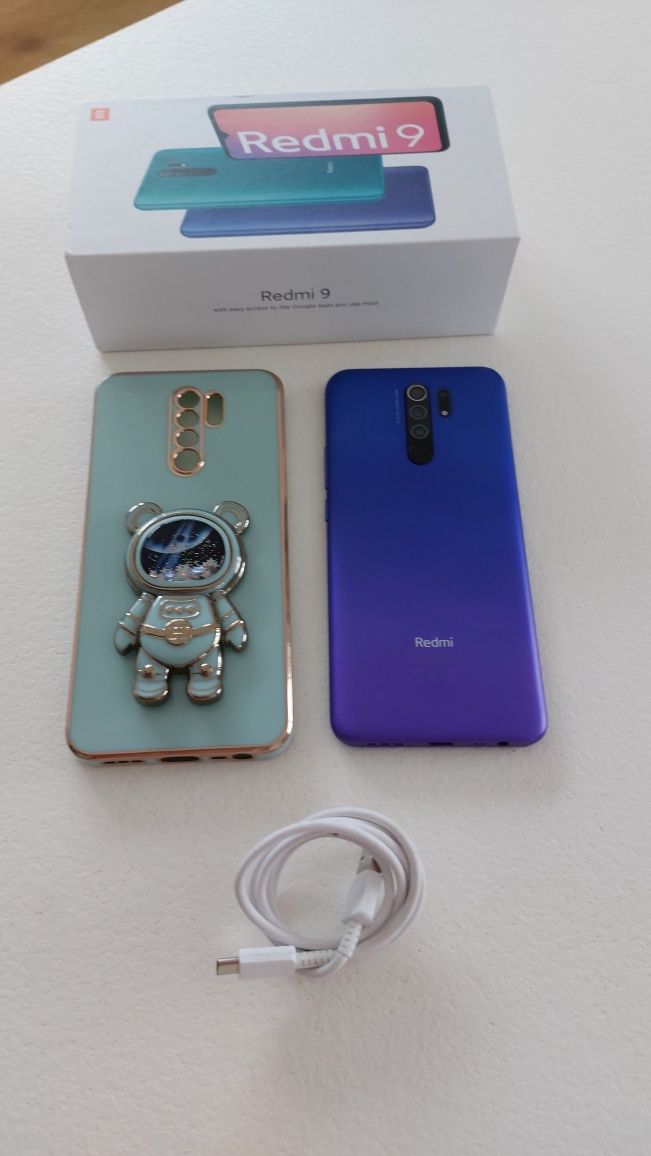 REDMI 9 telefon, etui ze stojakiem, kabel, pudełko