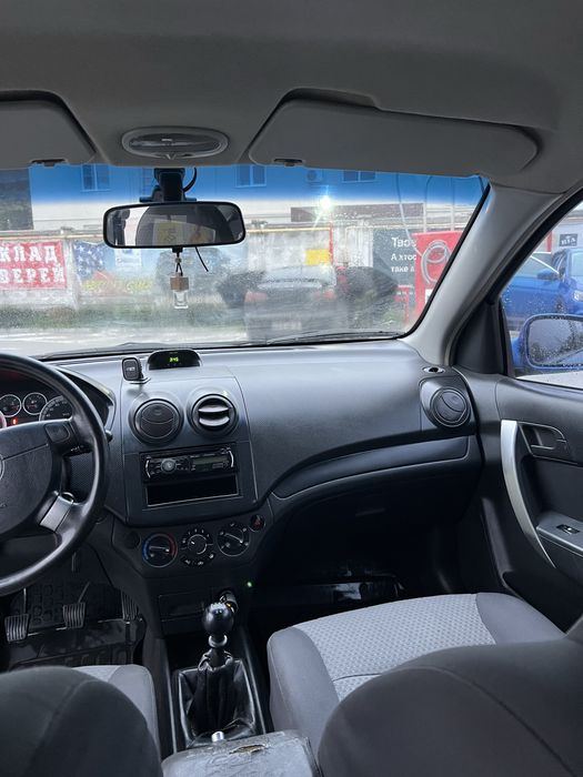 Chevrolet aveo 2008 T250 хечбек 1.5 вся в родной краске один владелец