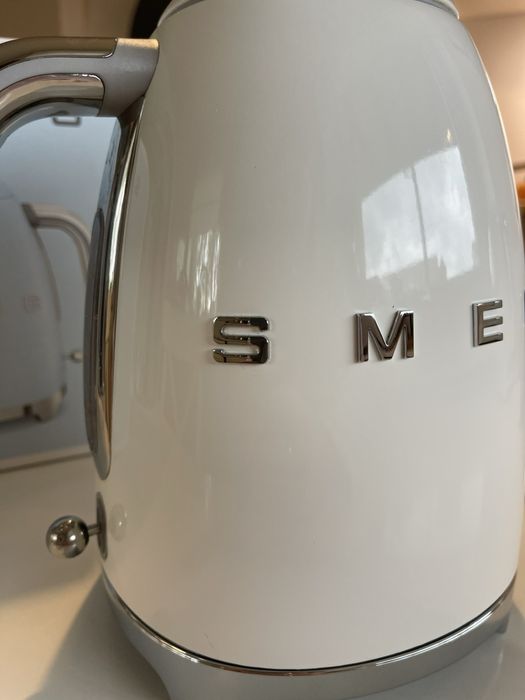 Czajnik Smeg 1,7l KLF03 biały