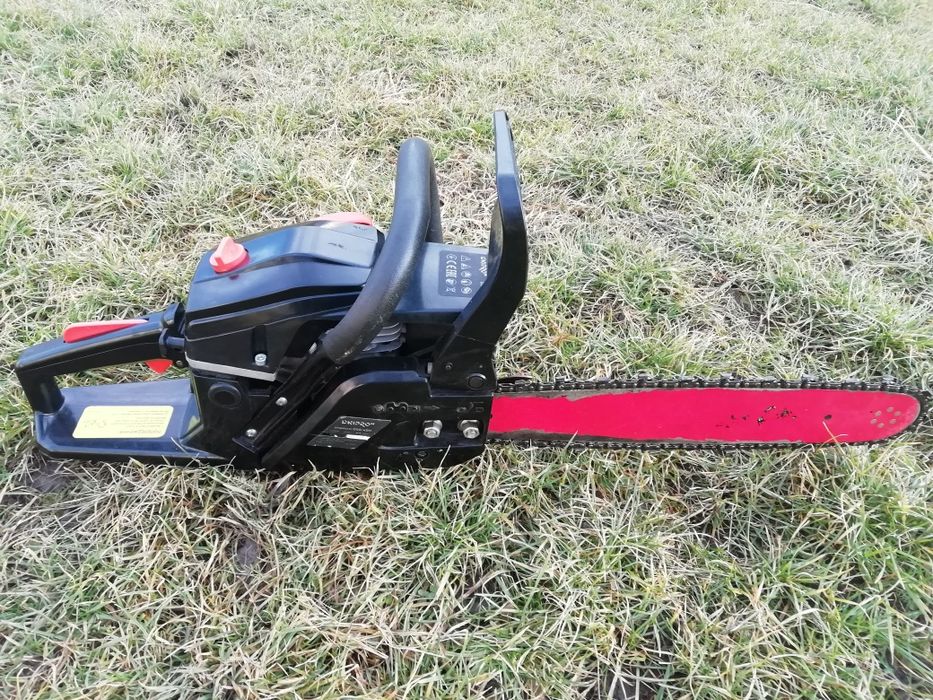 Бензопила Dnipro M DSG-40H