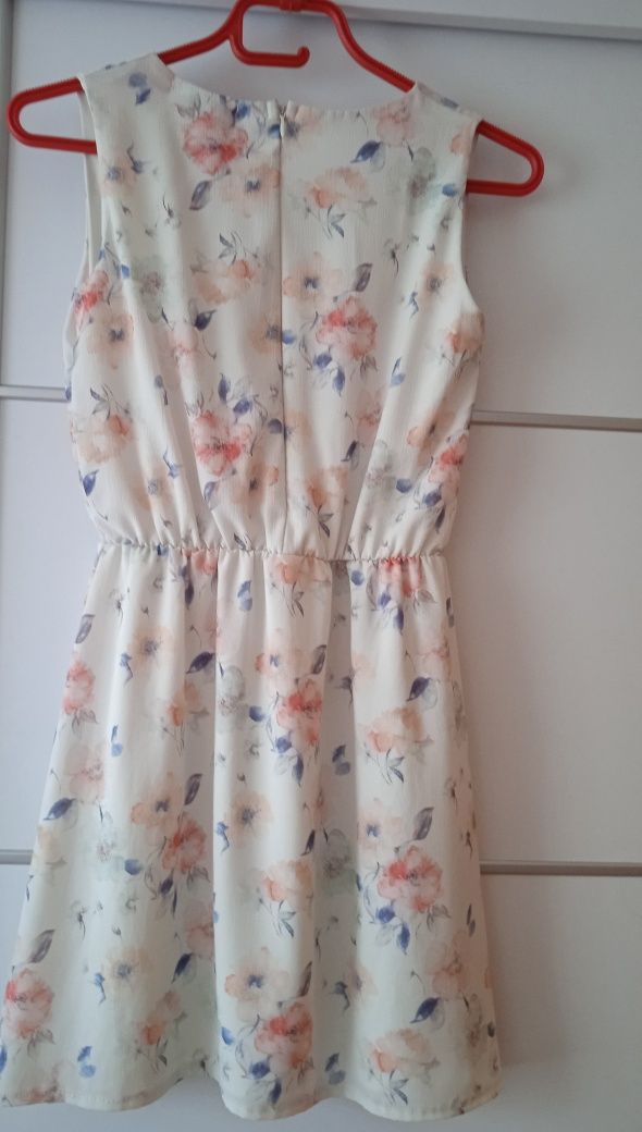 Sukienka Sisters point r.XS bardzo dobry