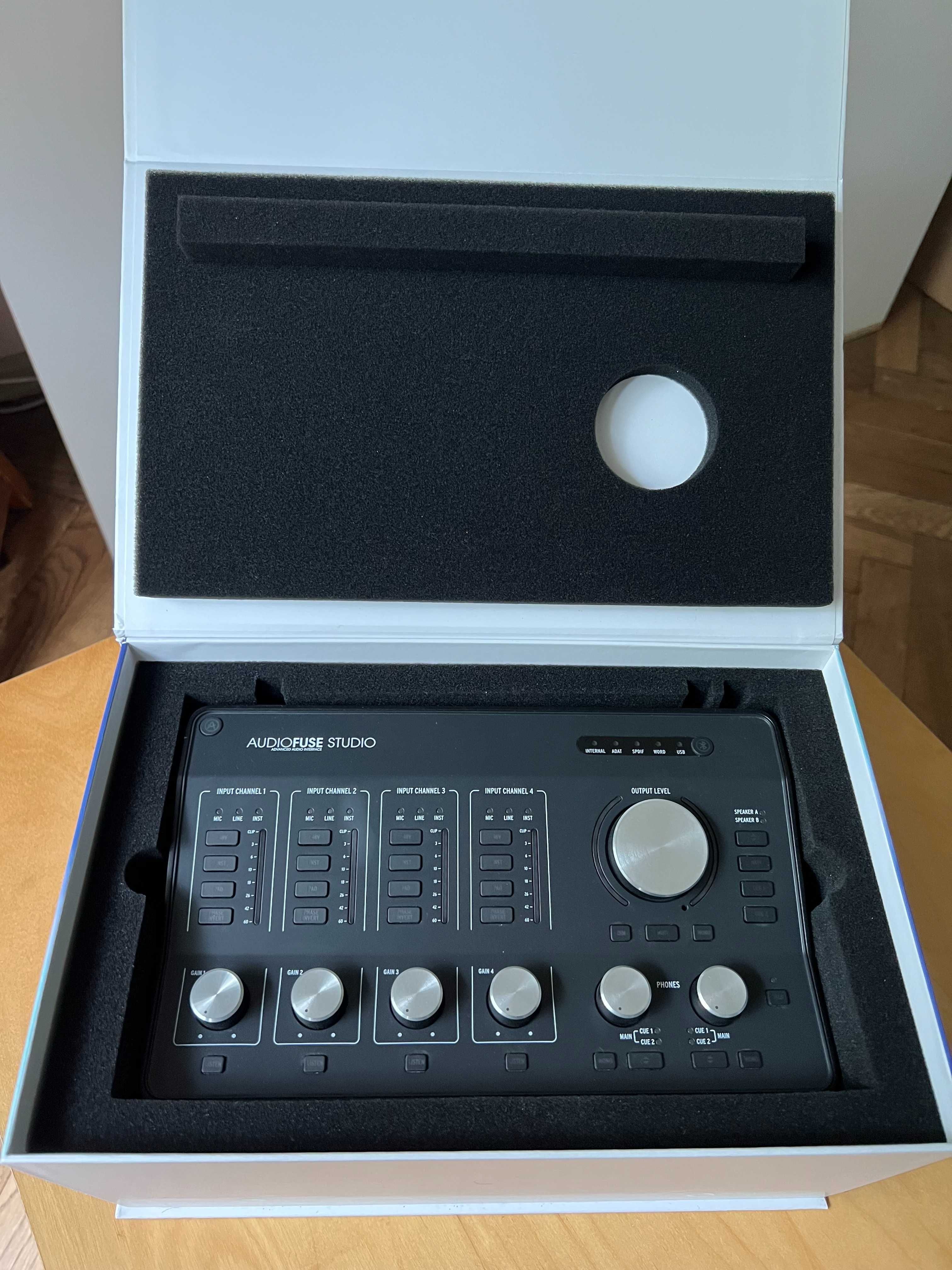 Interfejs audio Arturia Audiofuse Studio stan idealny + dustcover