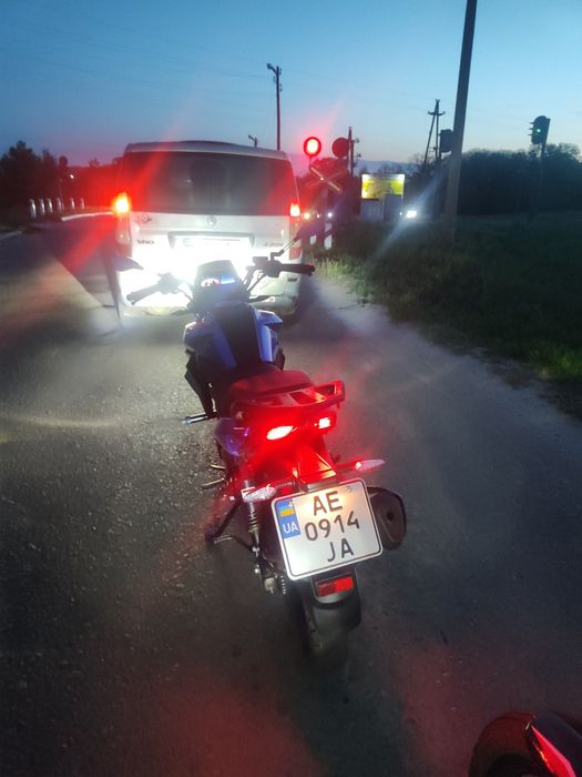 Мотоцикл Spark r32 200