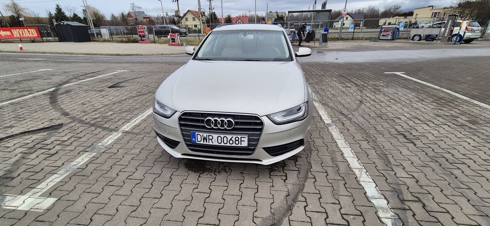 Sprzedam/zamienie Audi A4B8 2013