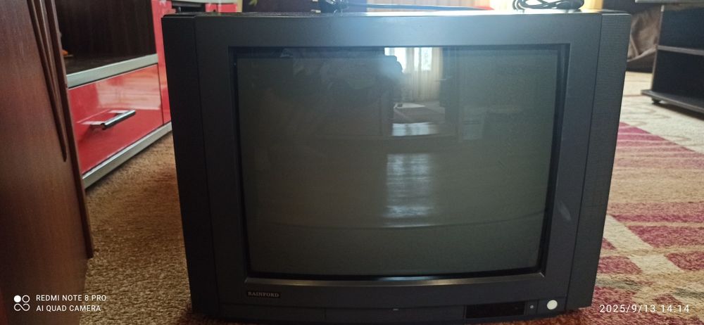 Продам 2 телевизора Rainford и JVC