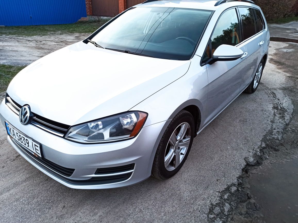 Volkswagen Golf (Vll)